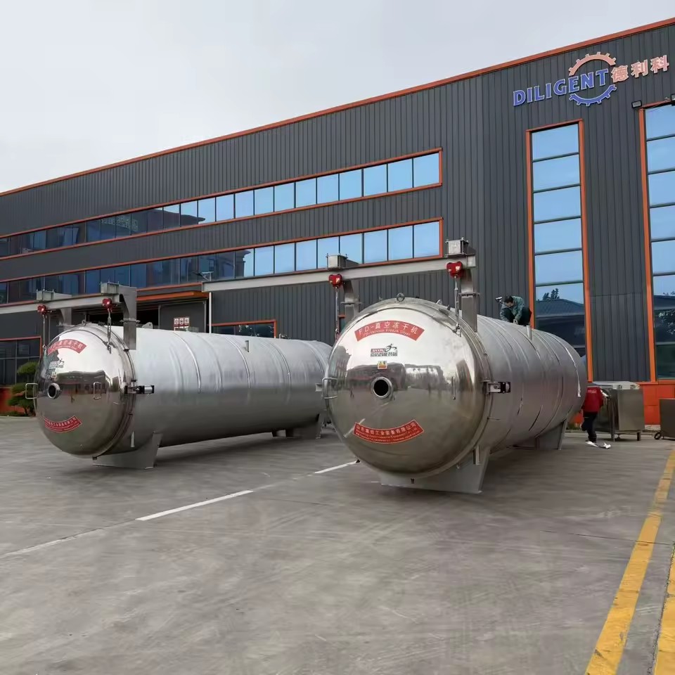 Energy Efficient Vacuum Freeze Dryer for Food With Low Power Consumption and High Efficiency