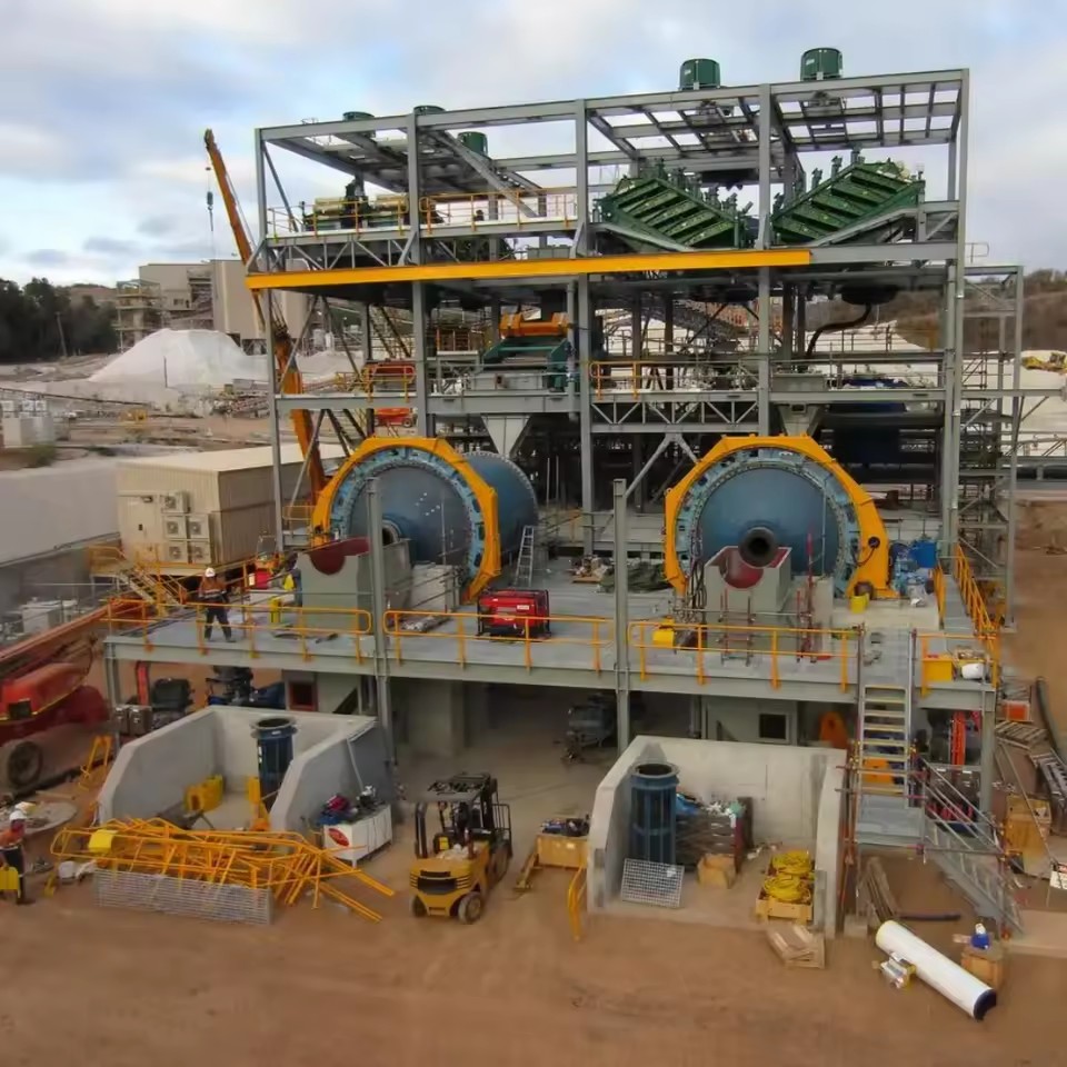 Factory Complete Gold Ore Processing Plant with Engine Energy Saving Rock Gold Mining Production Line