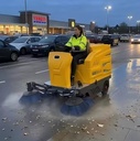 Industrial Ride on Street Sweeper 5 Brush Cleaning Machine with Water Spray Dust Control and High Pressure Washer