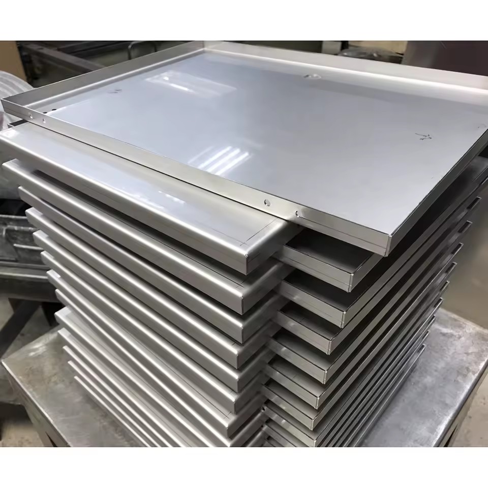 Factory Metal Fabrication Custom Aluminum Stainless Steel Sheet Metal Fabrication Bending and Welding Services