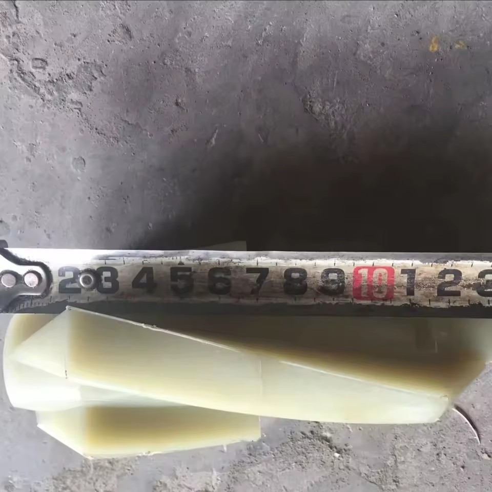 Production of Petroleum Sucker Rod Nylon Centralizer PA6 Straight Upright Centralizer Plastic Products