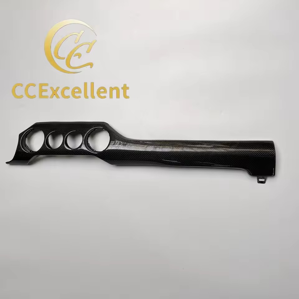 Real Carbon Fiber Manufacturer Wholesale Central Control Auto Interior Part Car Interior Trim Replacement for Mustang 2015-2022