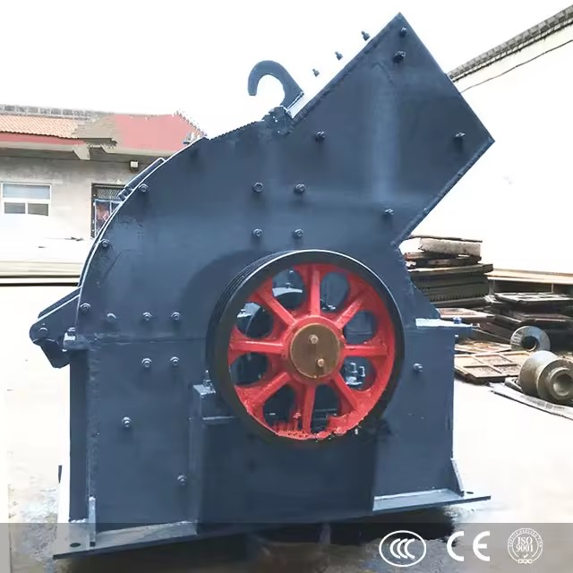 Small Hammer Crusher Machine Rock Crushing Equipment Portable Mill for Stone / Mining Use