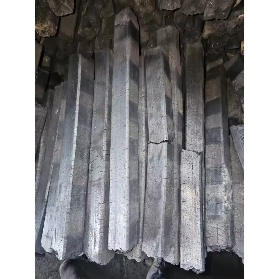 AAA Grade Square Sawdust Briquettes Black Charcoal From Hardwood and Bamboo for BBQ