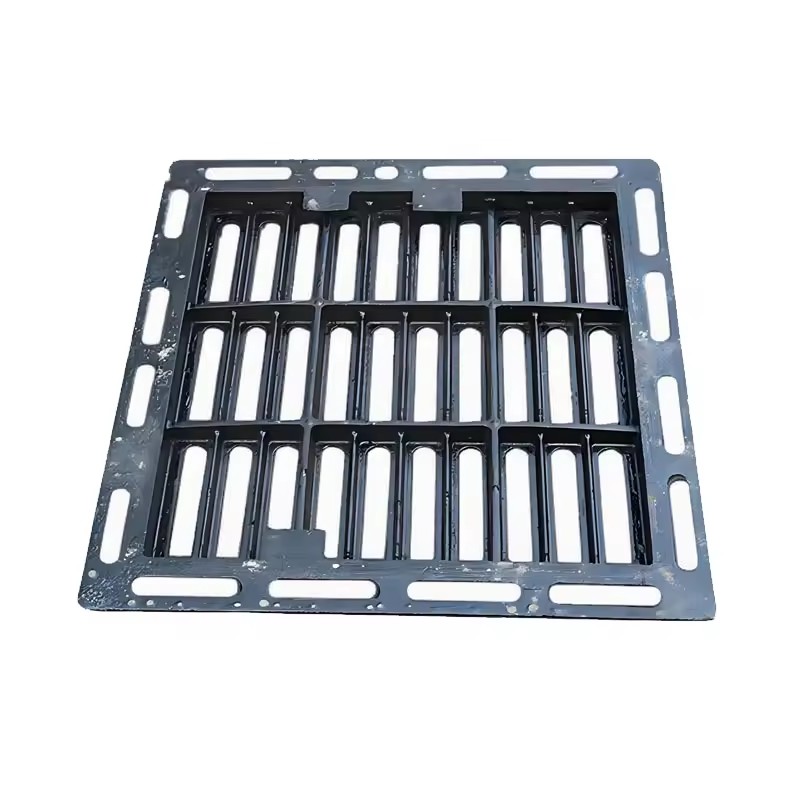 Ductile Casting Iron Rain Grates EN124 D400 Engineer Grade Black Bitume/Epoxy Surface Various Specifications Roadway