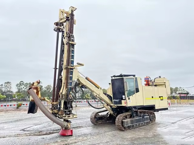 Used Atlas Copco CM 780 D Crawler DTH Drill Rig with Caterpillar C13 Diesel Engine 317kW 27.4m Rock Drilling Machine for Mining