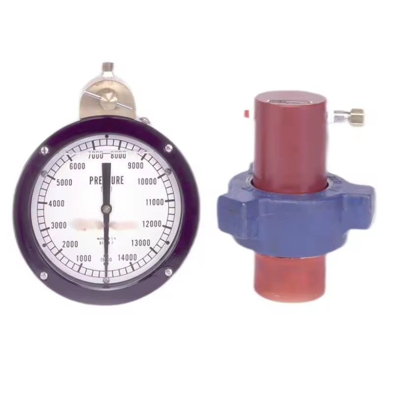 Oil Field Equipment Hydraulic Pressure Gauges Debooster Systems with Pressure Sensors