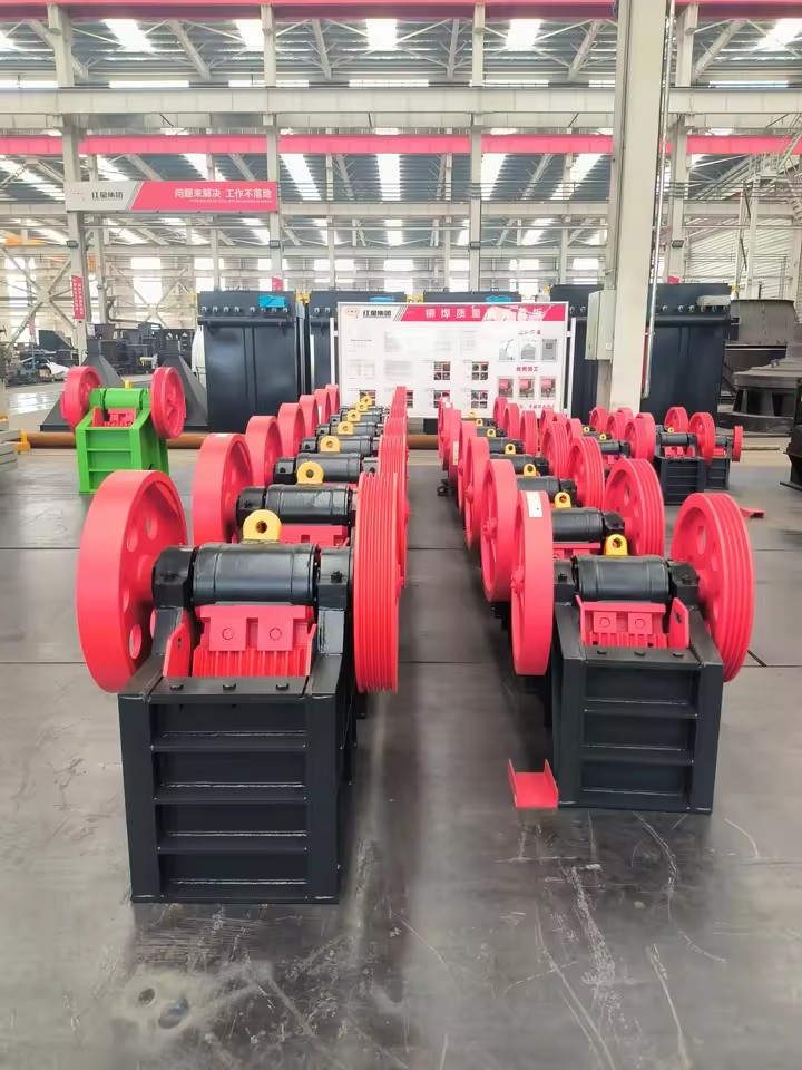 The Hot Selling Smallest Model 1t/h Gold Stone Jaw Crusher PE150*250 with ISO 9001 CE Certificate Price Friendly for Beginner