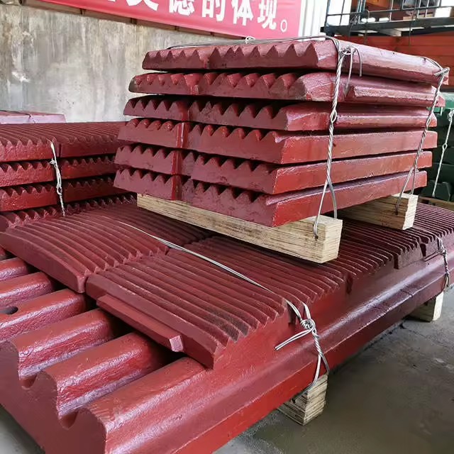 High Manganese Steel Fixed/Movable Jaw Plates-Casting Jaw Crusher Spare Parts for Ore Mining and Granite Stone Crushing