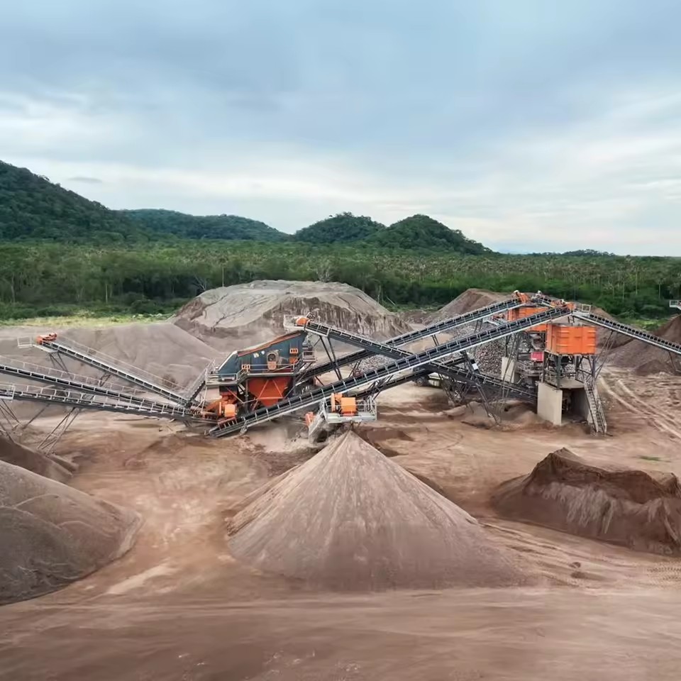 Factory Price High Efficiency Jaw Stationary Stone Gravel Crushing Plant AC Motor PLC Control Engine Bearing Max