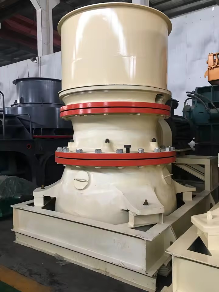 HST Hydraulic Cone Crushing Machine 560mm Feed 27 to 2130 TPH Hard Rock Processing Equipment for Mining Aggregate