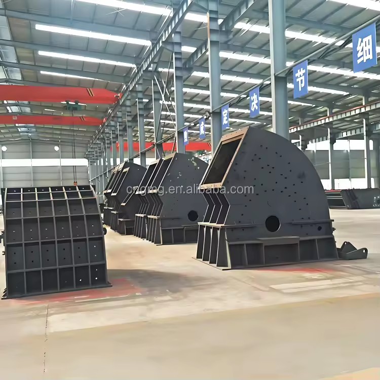 Favorable Price Heavy Duty Hammer Crusher for Rock & Ore Mining Construction Use 100-6000t/h Capacity Easy Operation