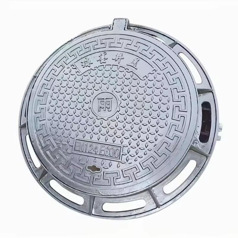 Heavy-Duty Circular 700 Manhole Cover Ductile Iron Casting Black EN124 B125 for Roads and Rainwater Well