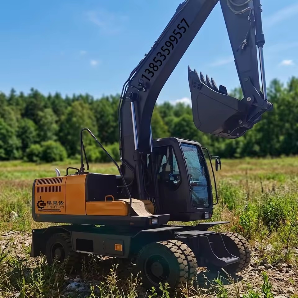 DX Series DX150W-C Heavy Duty 360 4x4 Wheel Excavator with Cummins Engine High Digging Power for Mining Rock Breaking