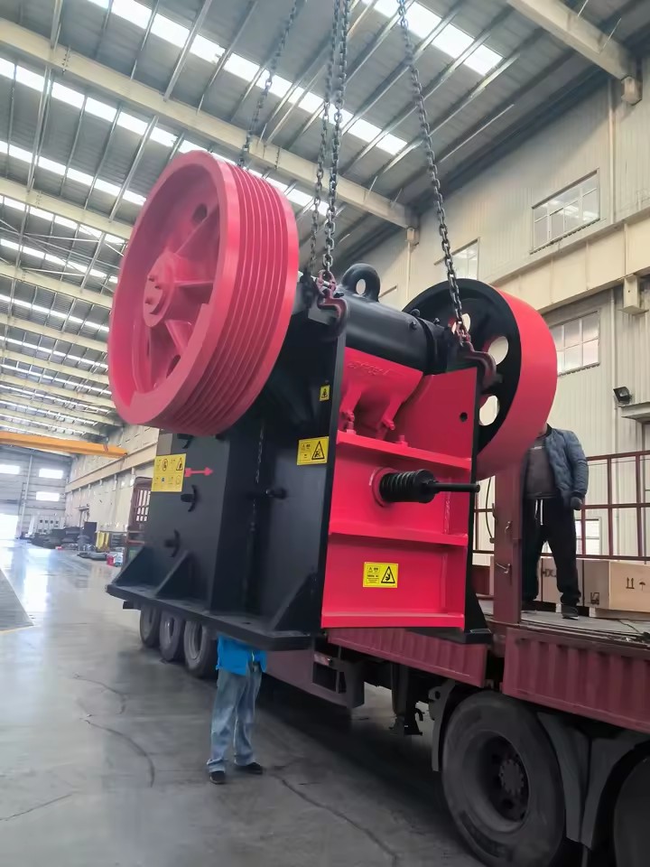 Longlife 30TPH Small to Middle Size Jaw Crusher PE400*600 Used Alone for Stone Crushing or As Primary Crusher in a Quarry Plant