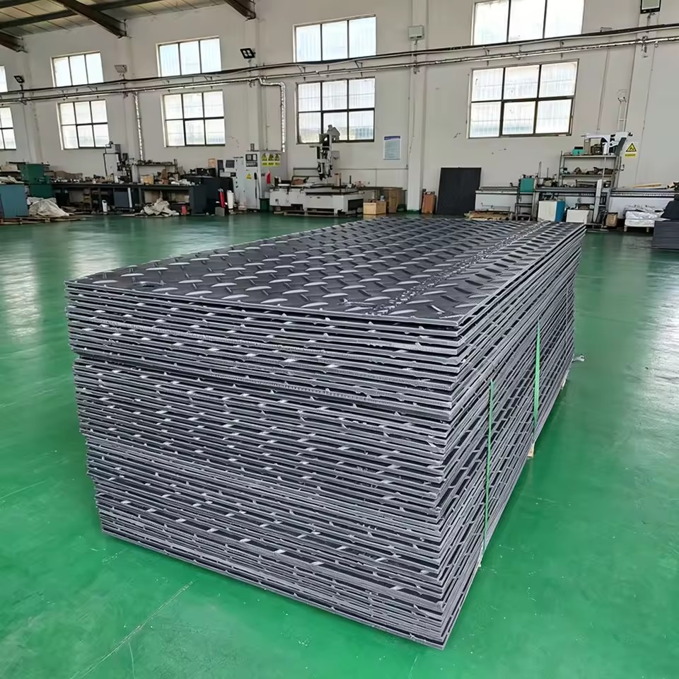 Temporary Road Mat Anti-slip HDPE Plate Textured Surface Ground Protection Sheet for Oil Field and Excavator
