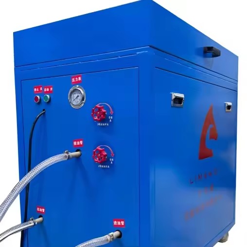 Large and Small Petroleum Refining and Recycling Machines