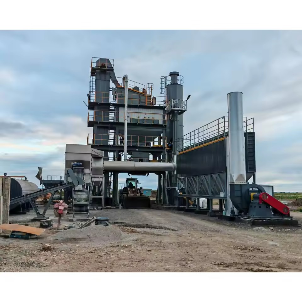Heavy Capacity 130tph Bitumen Batching Equipment Optimized Heat Circulation Rapid Output Stationary Asphalt Mixing Plant