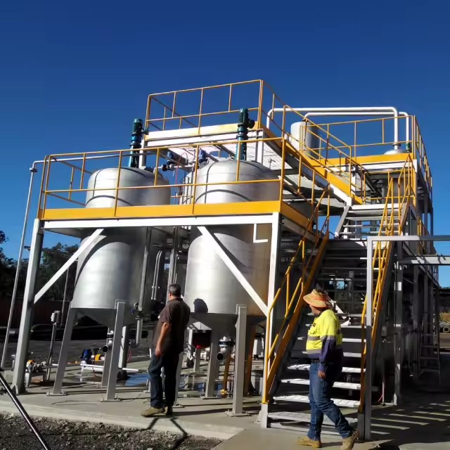 High Quality Waste Used Engine Oil Distillation Processing to Diesel Oil Refinery Equipment
