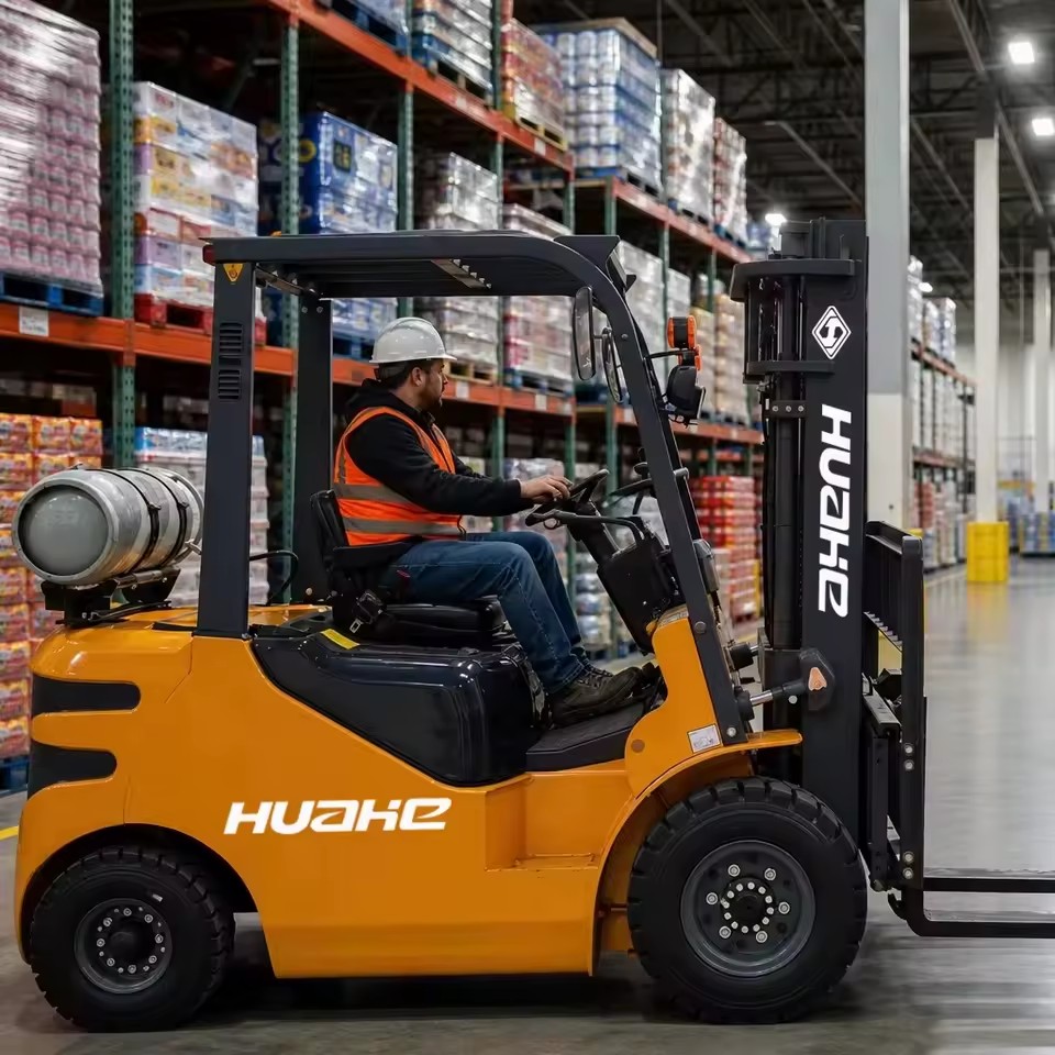 LPG Gas Forklift 2T Dual Fuel Gasoline Propane 2000kg Pneumatic Tire Counterbalance Truck Port Logistics Cargo Lift Vehicle