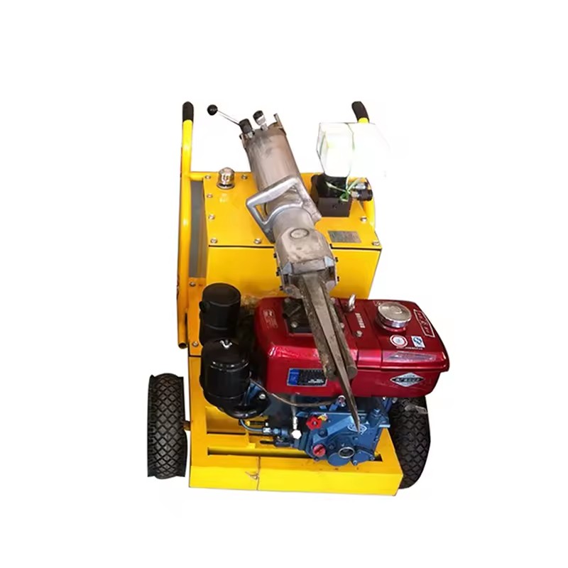 Manual-Operated Hydraulic Stone Splitter for Small-Scale Stone Splitting in Remote Construction Sites