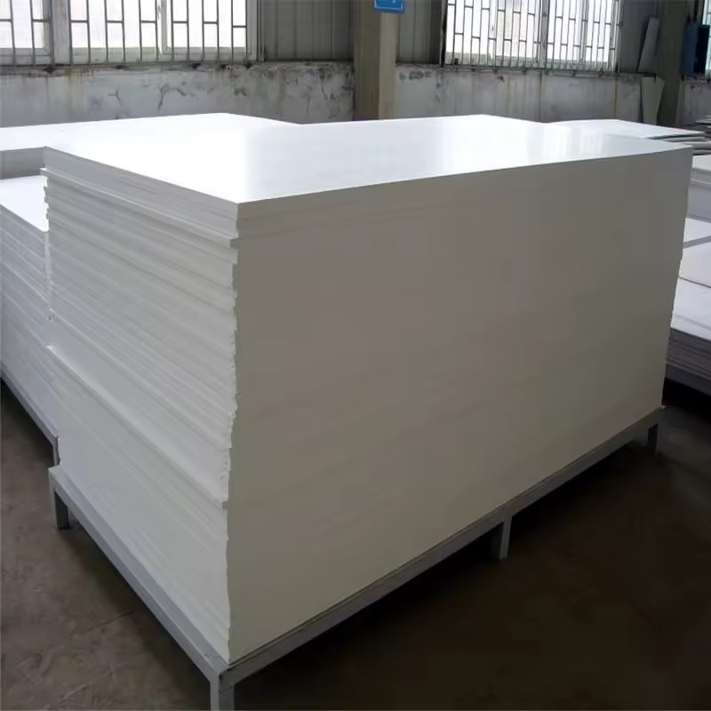 Source Factory Supply 4x8ft 2-25mm 0.40-0.65 Density White PVC Foam Board for Furniture Advertisement Printing