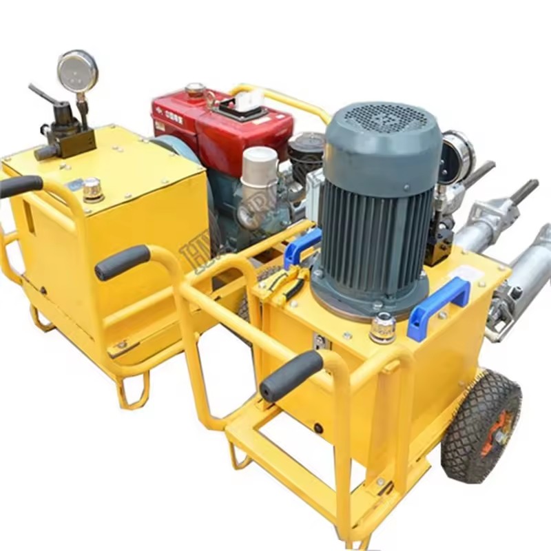 Hydraulic Rock Splitter With 400 Tons Splitting Force in One Hand