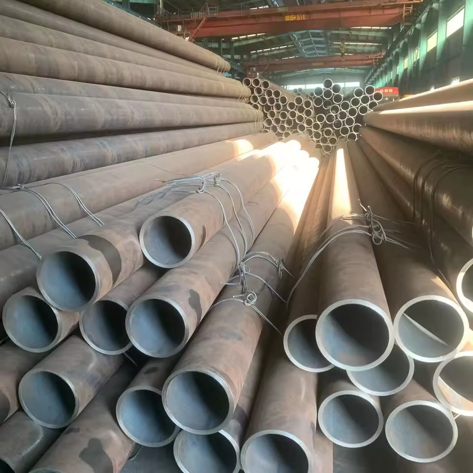 24inch Customized Welded Round Steel Pipe Carbon Steel Pipe