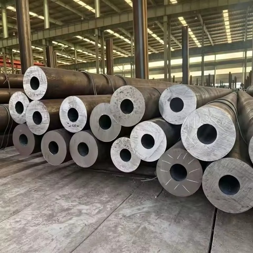Seamless Carbon Steel Pipe with Threaded Ends for Water Gas Pipeline Applications | ISO 9001 | Factory Direct | Export Quality