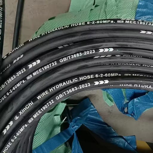High-Pressure Industrial Wire Braided 2SN Hydraulic Oil Hose Synthetic Rubber Cutting Service XINCHI Brand SAE100RAT/DIN EN853