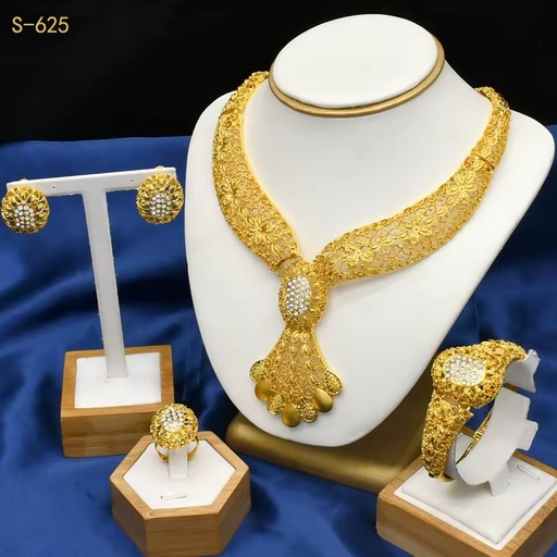 Fashion Indian Flower Necklace Bracelet Earrings Rings Gold Plated Jewelry Sets Dubai Wedding Necklaces for Women Set