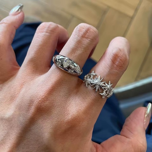 Medieval-style Niche-design starburst Ring Sparkling Rhinestones Tungsten Material Light Luxury Style; Women's Ultra-glittering