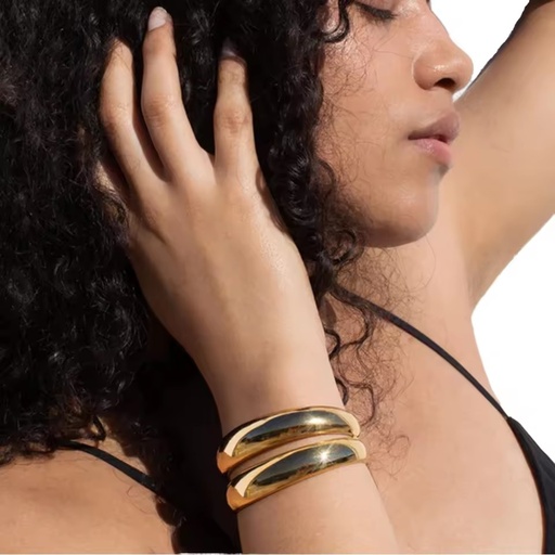 18K Gold Stainless Steel Fashion Bracelet Durable Stylish Convex Design Smooth Bangles