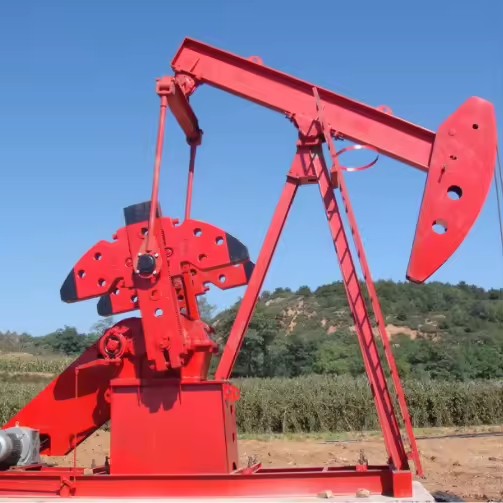 Oilfield Equipment API 11E Oil Pump Jack Small Portable Oil Pumping Rig
