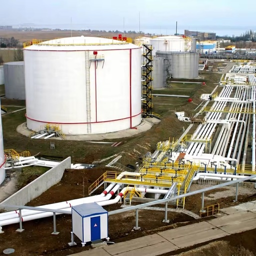 Engine Oil Refinery Equipment & Marine Engine Application with Base Oil Composition + Bulk Diesel Supply
