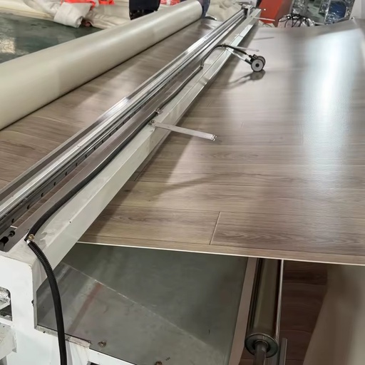 Eco Friendly Plastic Recycling Extruder Machine Calendering Sustainable Recyclable Vinyl Flooring PVC Floor Sheet Making Machine