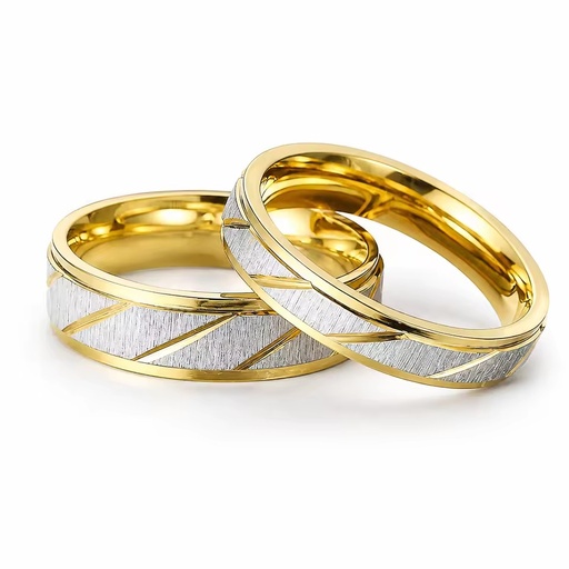 Exquisite Luxurious Stainless Steel Trendy Diagonal Pattern 18K Gold-plated Couple's Horizontal Matte Matching Ring Daily