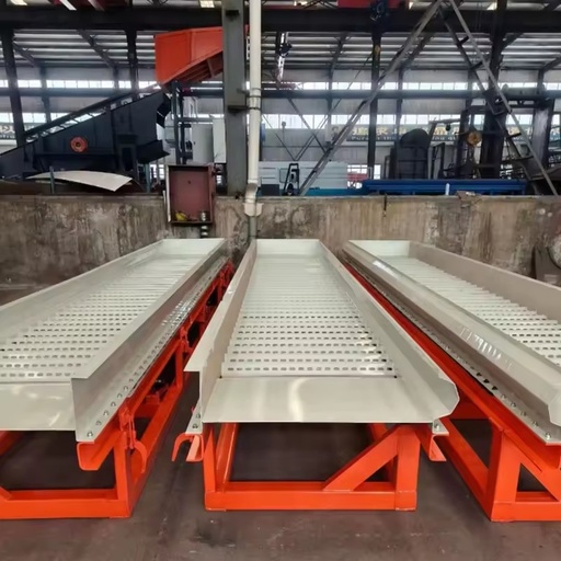 Gold Mining Machine Long Service Vibrating Sluice Box for River Gold Processing