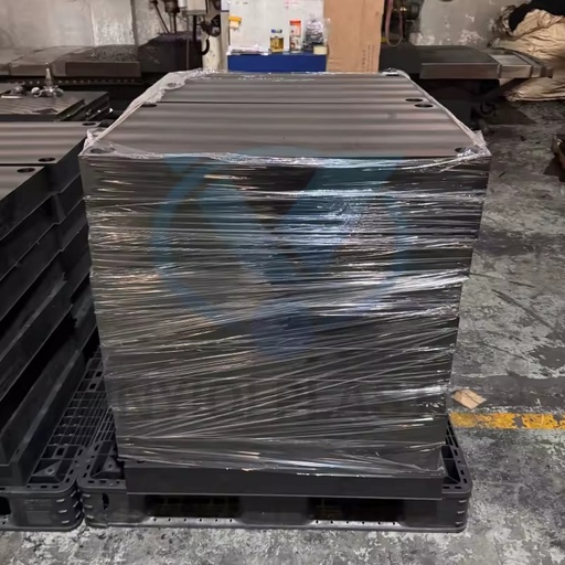 Waterproof Portable Outrigger Pads Rough Terrain UHMWPE HDPE Load Bearing Crane Support Pad Heavy Equipment Outrigger Pads