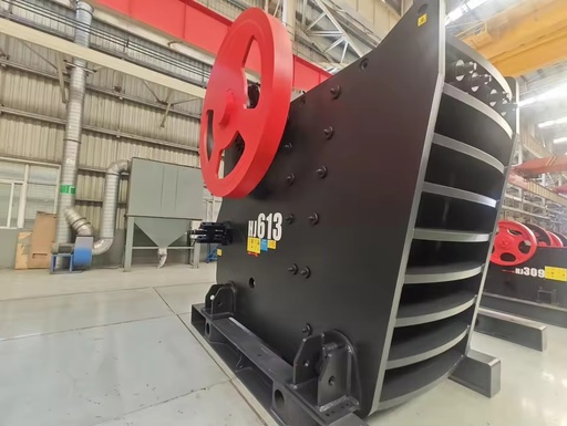 HJ613 Series Primary Jaw Crusher 330-960TPH High Productivity Mining Stone Crushing Equipment with AC Motor and Engine