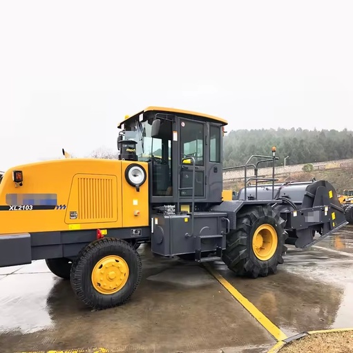 's Top Configuration XL2103 Soil Stabilizer Machine 100% New with 2100mm Mixing Width for Civil Engineering for Sale