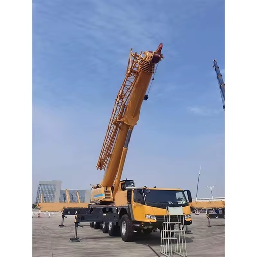 130t All Terrain Crane with 8 Section Telescopic Boom for Sale XCA130G8-1