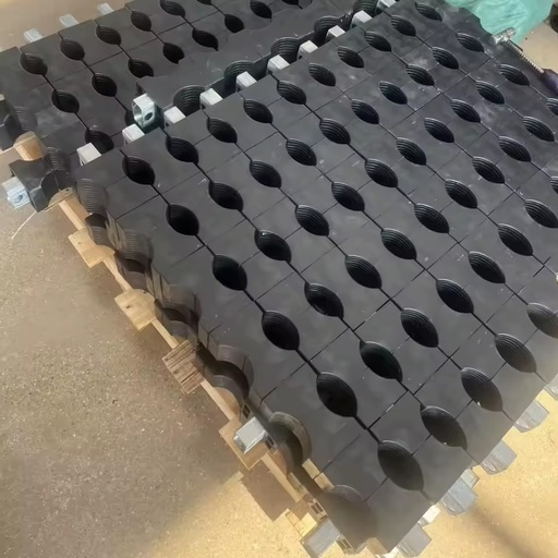API 5CT Casing & Tubing Cradle Made of Galvanized square Pipe and PTFE Used for Casing Transportation