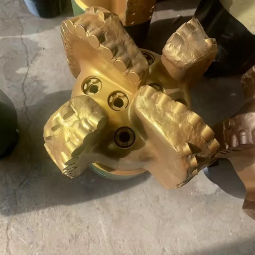 New Condition High-Speed Deep Petroleum Drilling Machine Competitive 12 1/4\" M1673 311.2mm Oil Well PDC Bit Forged Processing