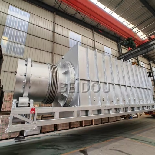 Intelligent automation battery positive and negative electrode material crushing and pyrolysis production line